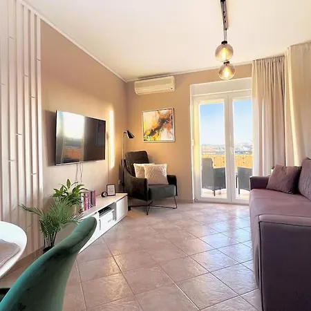 Wide View App, Terrace, Quiet & Cosy *